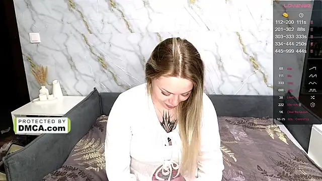 Snapshot of StasySweet chatting on February 27, 4:23 am StasySweet online show from February 27, 4:23 am