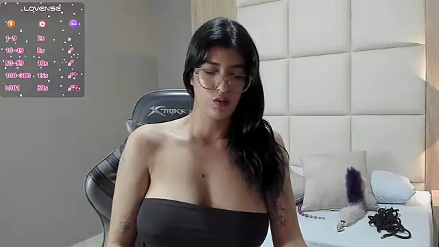 caroline 00403  online show from September 20, 12:06 pm