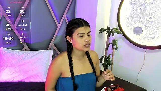 Snapshot of Miaa_Rosse chatting on November 19, 11:43 am Miaa Rosse online show from November 19, 11:43 am