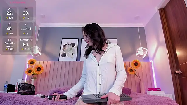 Nina Ford online show from February 11, 3:11 am