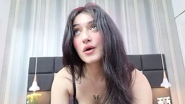 AlessandraLB online show from February 23, 8:28 pm