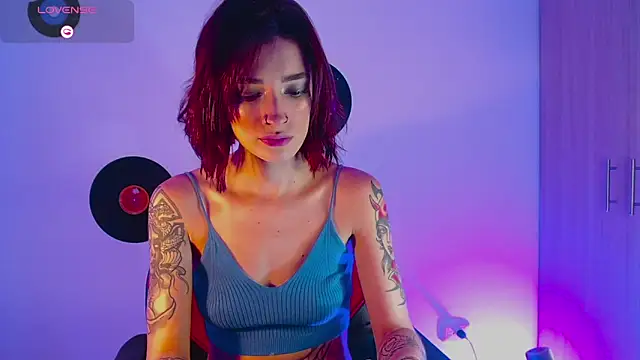 rootwallace online show from October 22, 12:22 am