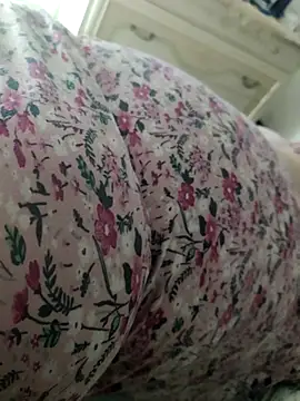 Monellidinasco6 online show from April 25, 10:51 am