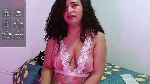 Snapshot of sharamadison98 chatting on October 21, 12:50 pm sharamadison98 online show from October 21, 12:50 pm