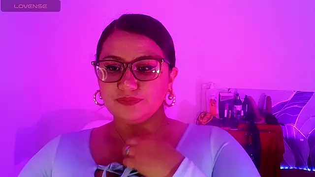 Vesper Vixen online show from January 13, 3:50 pm