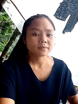 Snapshot of omiu-baby chatting on October 8, 12:41 am omiu-baby online show from October 8, 12:41 am