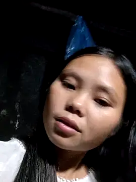 Snapshot of omiu-baby chatting on October 16, 2:07 pm omiu-baby online show from October 16, 2:07 pm