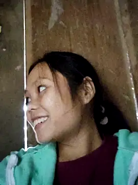 Snapshot of omiu-baby chatting on November 18, 2:50 am omiu-baby online show from November 18, 2:50 am