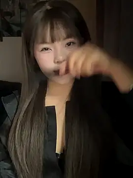 Snapshot of SarahBeii chatting on November 17, 3:12 am SarahBeii online show from November 17, 3:12 am