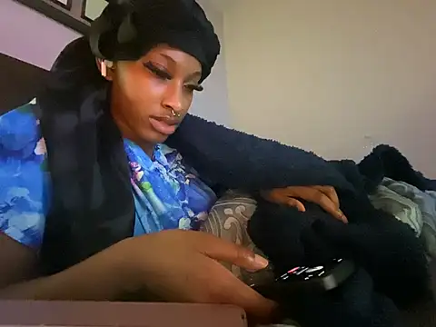 Brooke012 online show from June 12, 3:27 am