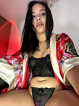 Snapshot of P_A_U_L_I_N_A_ chatting on October 22, 5:08 am P A U L I N A online show from October 22, 5:08 am