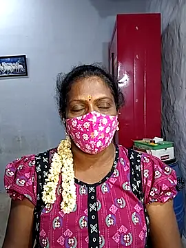 Snapshot of umashreetamil chatting on October 14, 5:14 pm umashreetamil online show from October 14, 5:14 pm