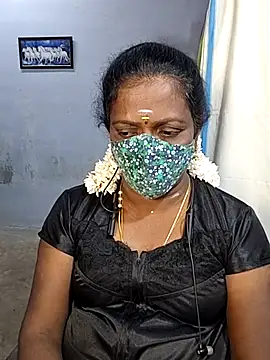 Snapshot of umashreetamil chatting on November 9, 1:09 pm umashreetamil online show from November 9, 1:09 pm