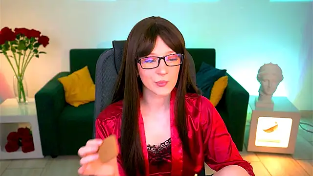 AliceWelch  online show from September 28, 8:20 am