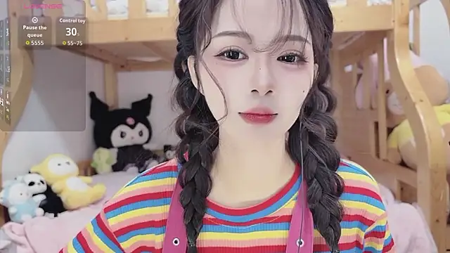 Sue101010 online show from October 28, 1:58 pm