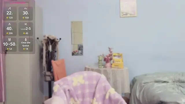 Sue101010 online show from December 18, 1:22 am