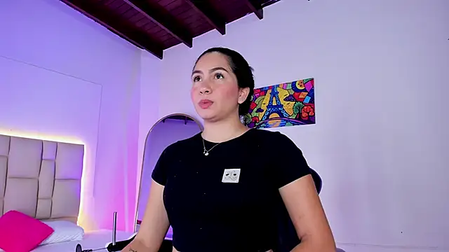 laura  carmona online show from September 20, 11:44 am