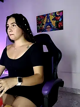 laura  carmona online show from September 25, 12:09 pm