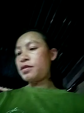 Snapshot of simi-lucy chatting on September 24, 1:20 am simi-lucy online show from September 24, 1:20 am