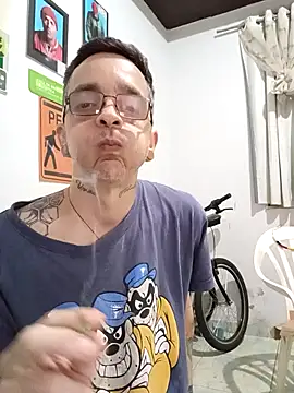 dinho carioca online show from October 23, 7:23 pm