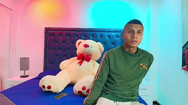 Damian and roxanne online show from October 13, 12:38 pm