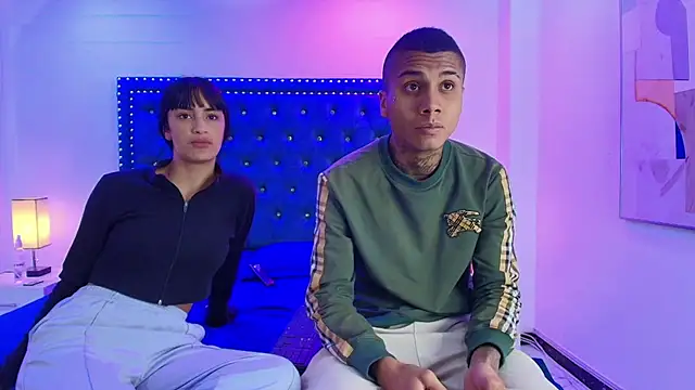 Damian and roxanne online show from December 4, 12:47 pm