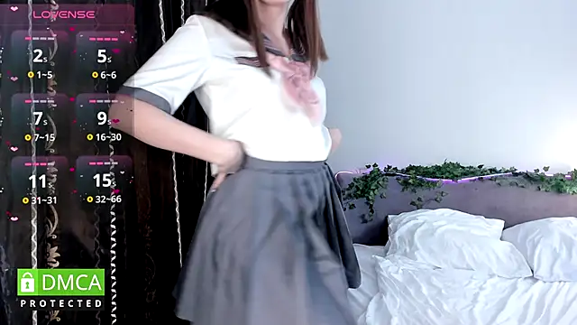 KyotoGlow online show from October 2, 8:32 am