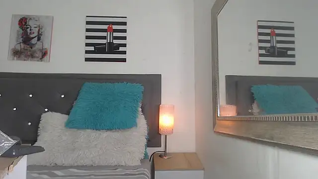 madison  love  online show from October 8, 7:22 pm