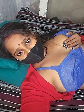 Minu love online show from February 3, 10:48 pm