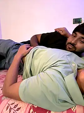 Snapshot of Naughty_couple_live chatting on October 26, 6:41 am Naughty couple live online show from October 26, 6:41 am