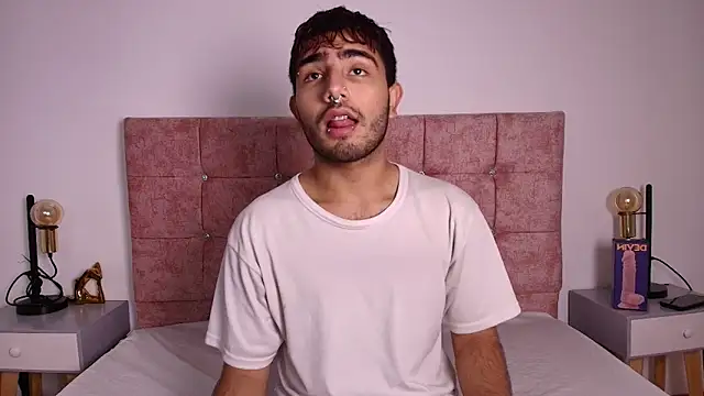 Ares Alpha online show from October 27, 6:45 pm