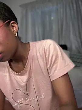 AmyRoss 1 online show from October 7, 1:30 pm