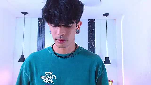 Franvill Trato online show from November 8, 12:44 am