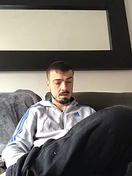 Snapshot of jaycoy22 chatting on February 9, 11:25 am jaycoy22 online show from February 9, 11:25 am