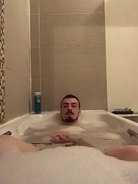 Snapshot of jaycoy22 chatting on February 13, 3:08 pm jaycoy22 online show from February 13, 3:08 pm