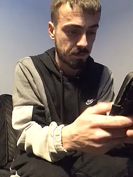 Snapshot of jaycoy22 chatting on February 14, 8:27 pm jaycoy22 online show from February 14, 8:27 pm