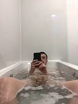 Snapshot of jaycoy22 chatting on February 18, 5:09 pm jaycoy22 online show from February 18, 5:09 pm