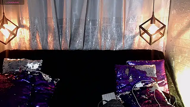 Cristal Gem1 online show from March 11, 11:05 am