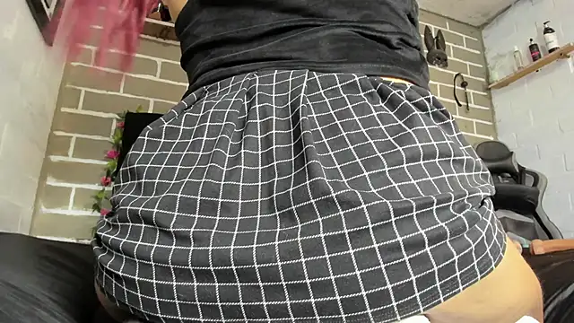 CharlotteBrowm online show from October 10, 6:07 pm