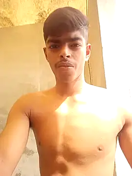 monster 33 online show from April 13, 4:40 am