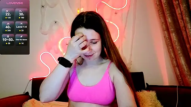  Linett  online show from October 31, 7:48 pm