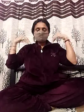 Snapshot of Gullapi chatting on January 17, 5:49 pm Gullapi online show from January 17, 5:49 pm