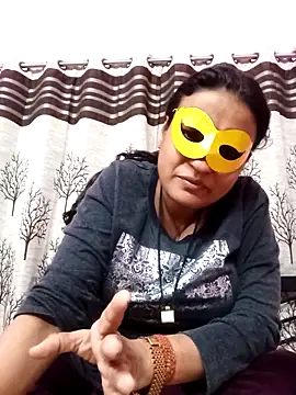 Snapshot of Gullapi chatting on February 12, 2:50 am Gullapi online show from February 12, 2:50 am