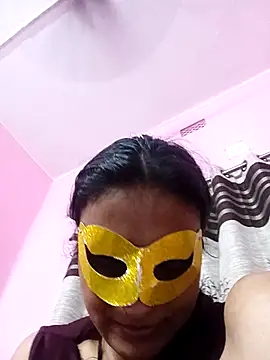 Snapshot of Gullapi chatting on April 9, 3:17 am Gullapi online show from April 9, 3:17 am