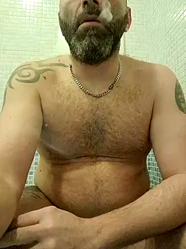 Snapshot of gigilola84 chatting on November 14, 4:22 am gigilola84 online show from November 14, 4:22 am