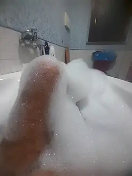 Snapshot of gigilola84 chatting on November 19, 4:29 pm gigilola84 online show from November 19, 4:29 pm