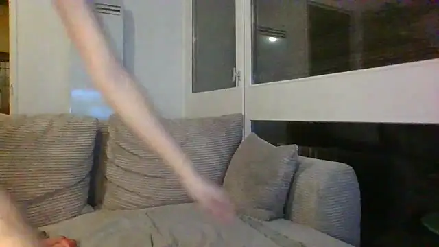 Snapshot of SpicyyyAngel chatting on October 3, 9:56 pm SpicyyyAngel online show from October 3, 9:56 pm