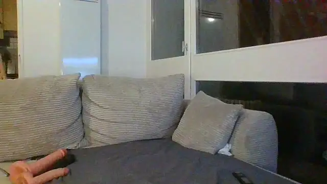 Snapshot of SpicyyyAngel chatting on October 7, 9:12 pm SpicyyyAngel online show from October 7, 9:12 pm