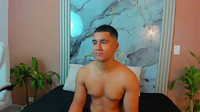  online show from December 2, 11:15 am