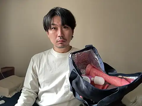 Snapshot of Arista_09 chatting on February 7, 1:09 am Arista 09 online show from February 7, 1:09 am